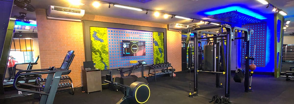 Showroom de equipamentos profissionais de fitness da FitTec Gym